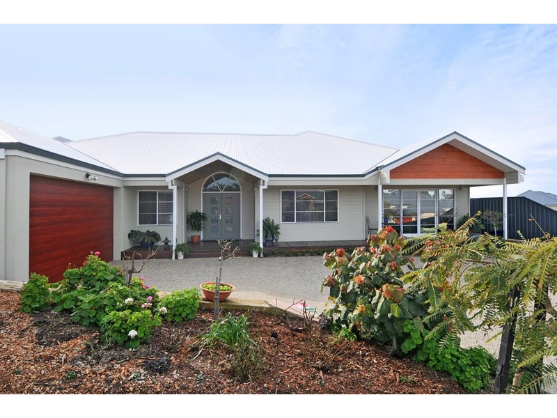 10 Grattitude Way, Dawesville WA 6211