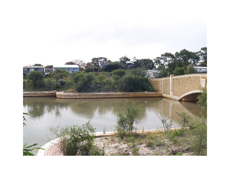 65 Queen Parade, Wannanup WA 6210