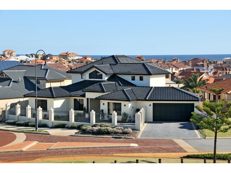 1 Fairsky Parade, Wannanup WA 6210