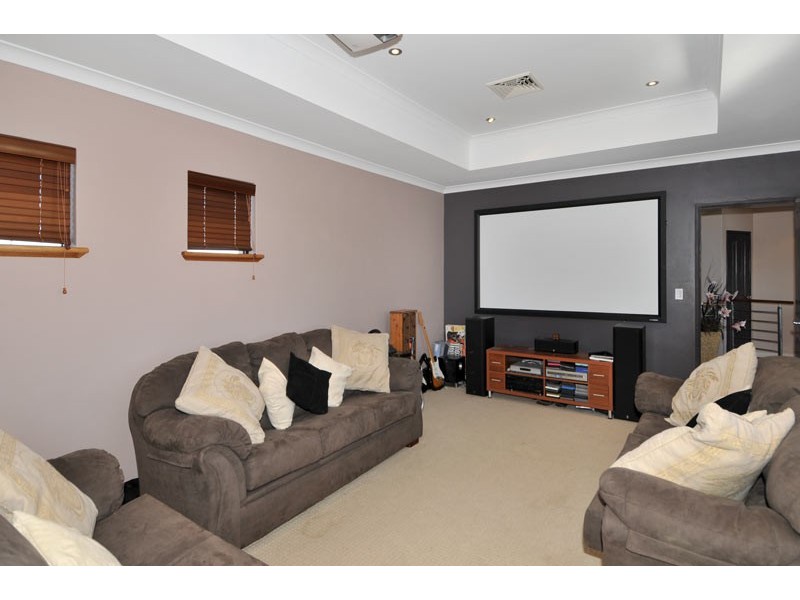 1 Fairsky Parade, Wannanup WA 6210