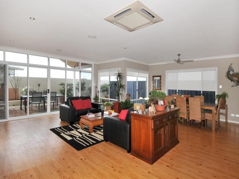 10 Gratitude Way, Dawesville WA 6211