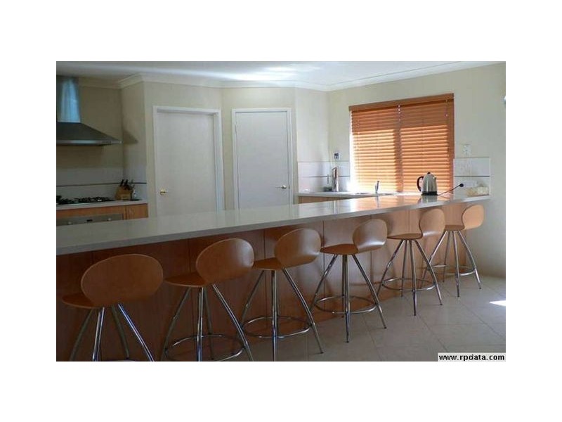 105 Westview Parade, Wannanup WA 6210