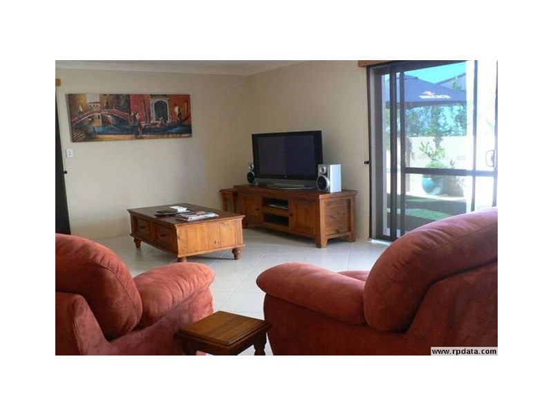 105 Westview Parade, Wannanup WA 6210