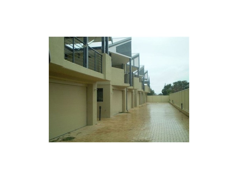 5/18 Davey Street, Mandurah WA 6210