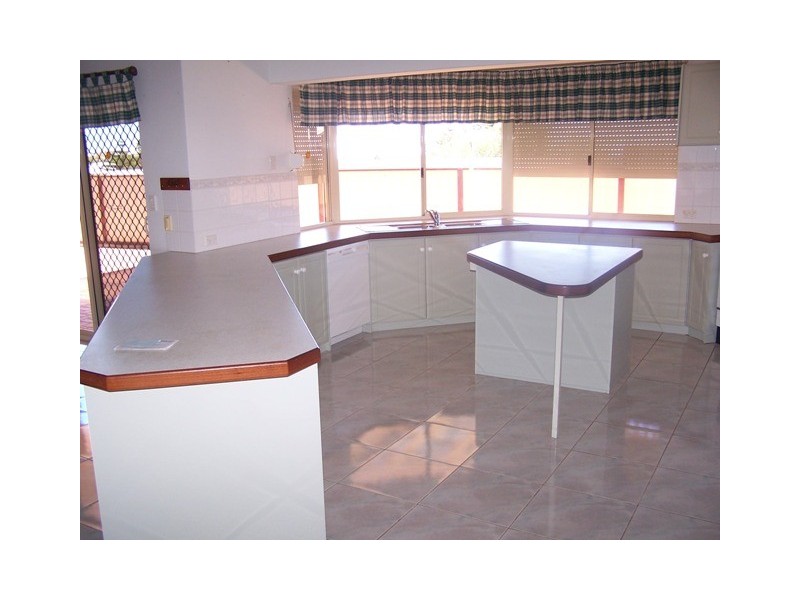 6 Australis Circle, Wannanup WA 6210