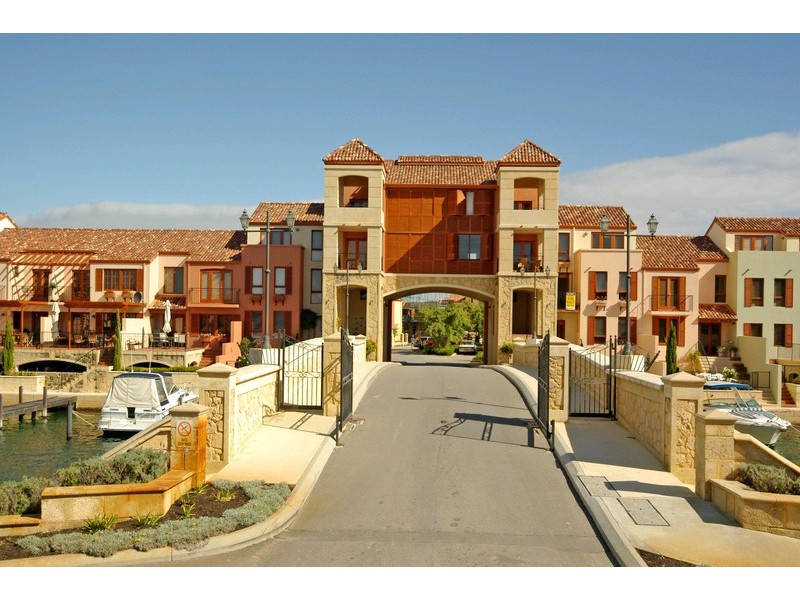 90/18 Port Quays, Wannanup WA 6210