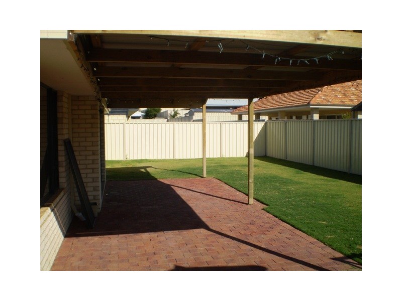 17 Laverton Rise, Dawesville WA 6211