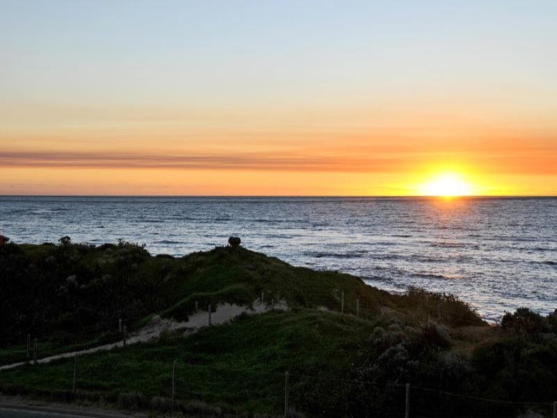 139 Spinaway Parade, Falcon WA 6210