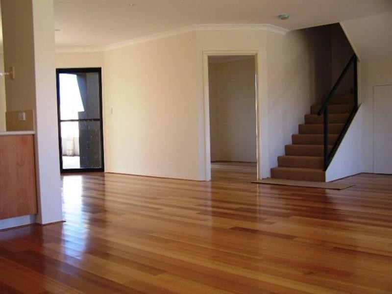 32 Westview Parade, Wannanup WA 6210