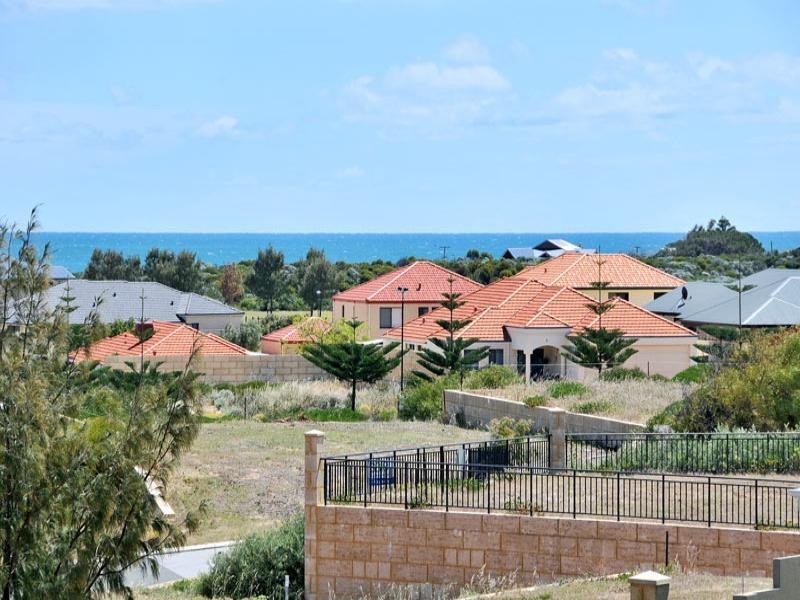 12 Pelsaert Lane – PORT BOUVARD, Wannanup WA 6210