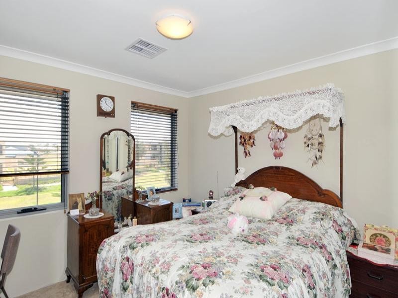 12 Pelsaert Lane – PORT BOUVARD, Wannanup WA 6210