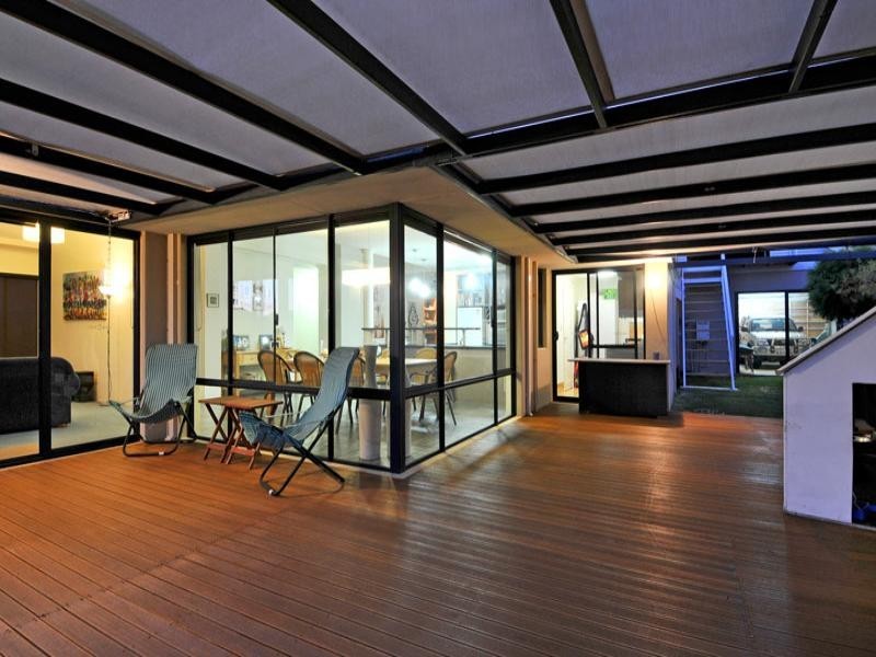 27 Voyager Close, PORT BOUVARD, Wannanup WA 6210