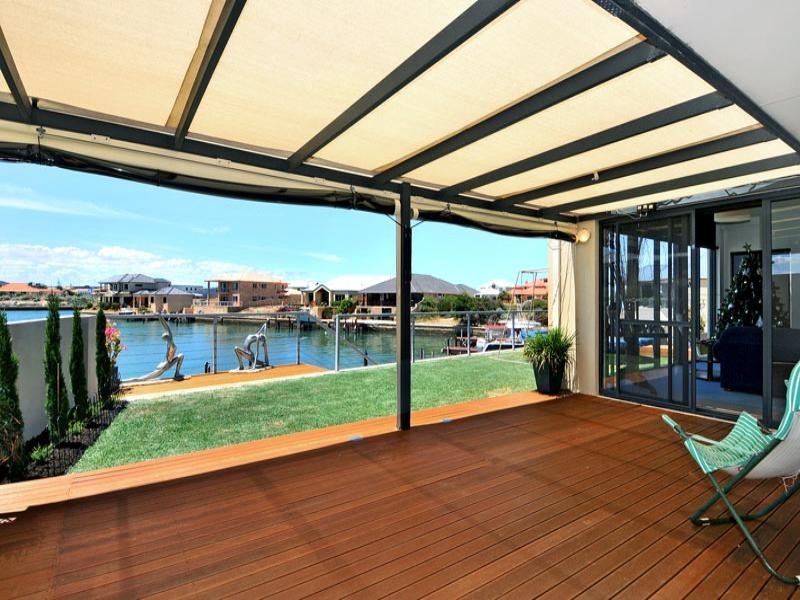 27 Voyager Close, PORT BOUVARD, Wannanup WA 6210