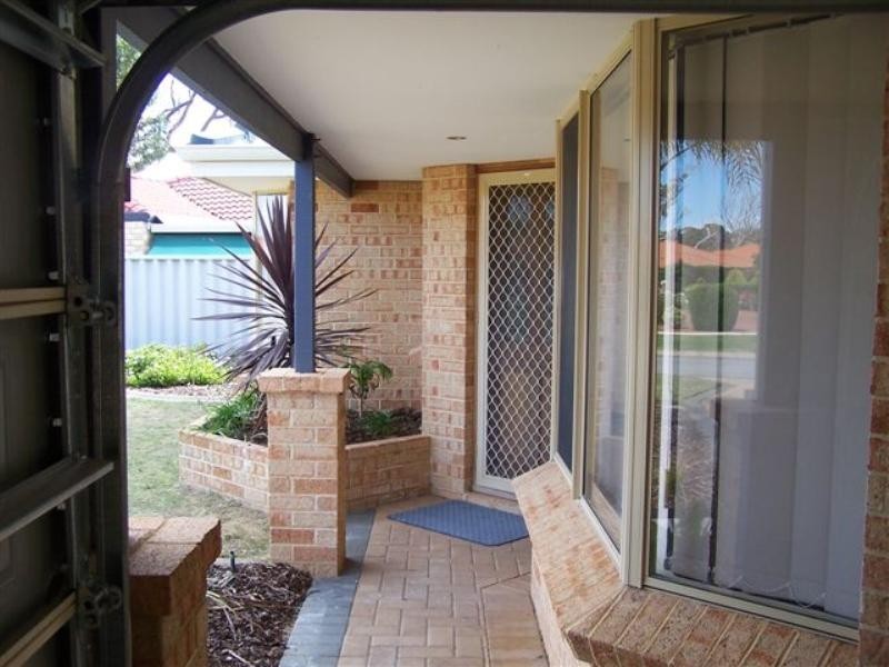 2 Glenarn Turn, Erskine WA 6210