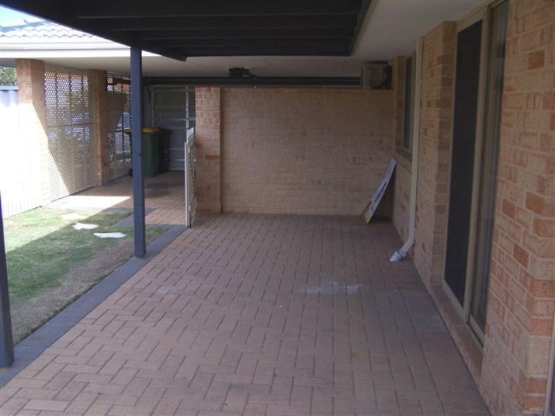 2 Glenarn Turn, Erskine WA 6210