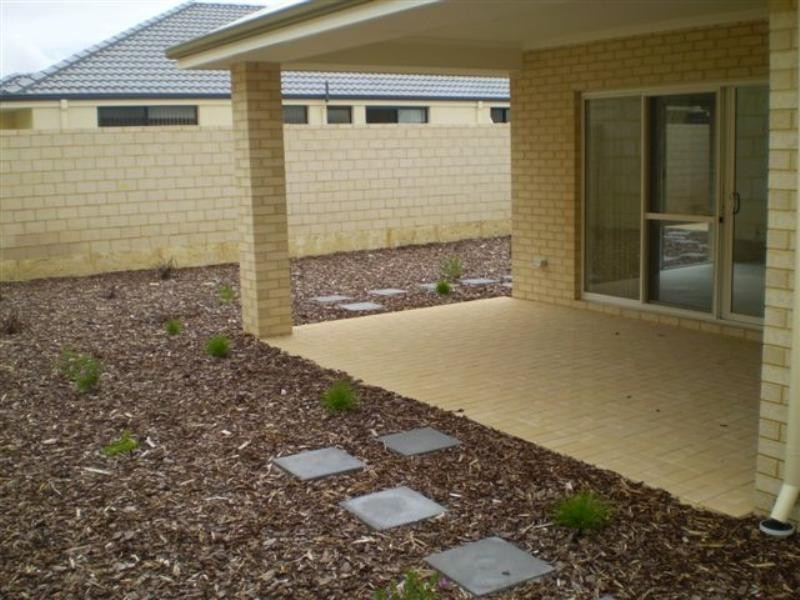 9 Agonis Way, Wannanup WA 6210