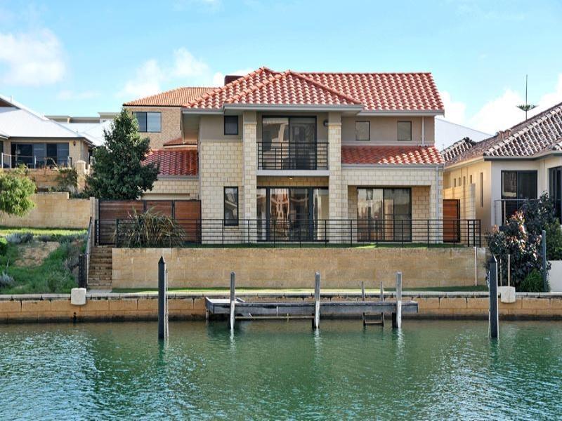 22 Baudin Way, Wannanup WA 6210