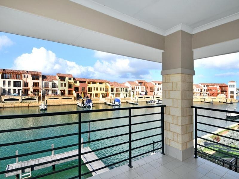 22 Baudin Way, Wannanup WA 6210