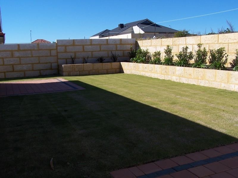 11 Conch Way, Wannanup WA 6210