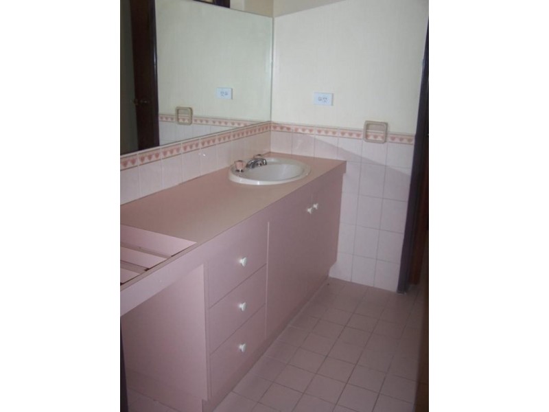 17 Princeton Drive, Wannanup WA 6210