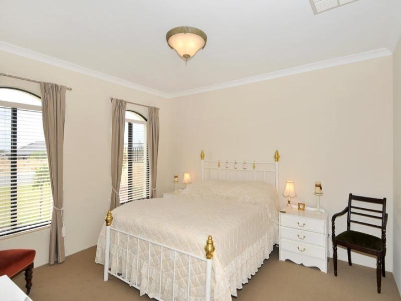 57 Endeavour Circle, PORT BOUVARD, Wannanup WA 6210