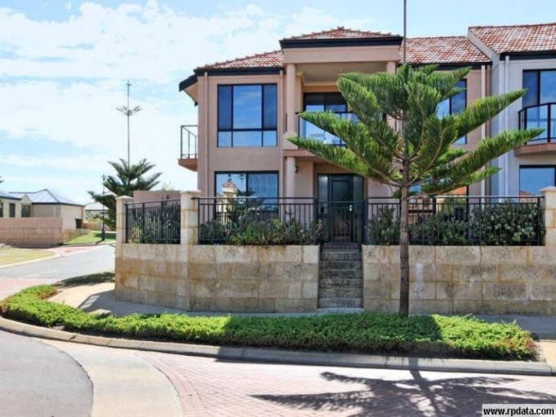 22 Westview Pde, PORT BOUVARD, Wannanup WA 6210