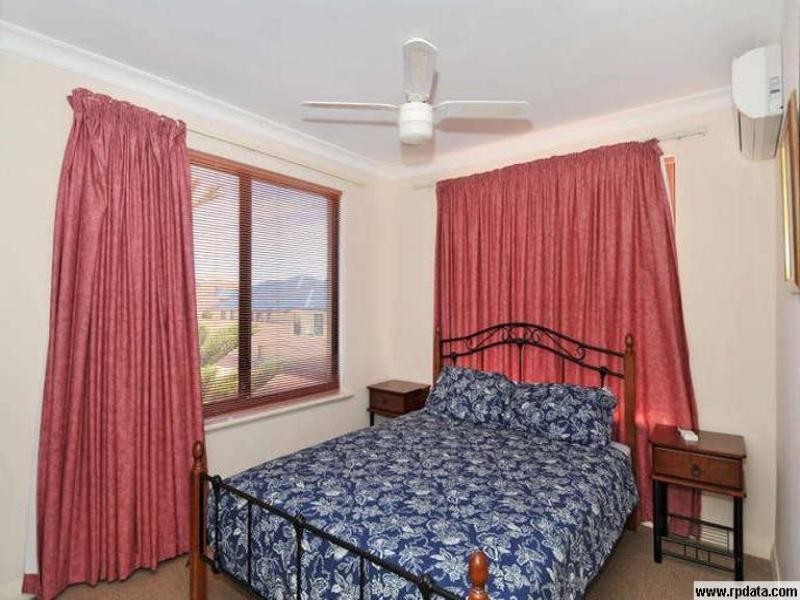 22 Westview Pde, PORT BOUVARD, Wannanup WA 6210