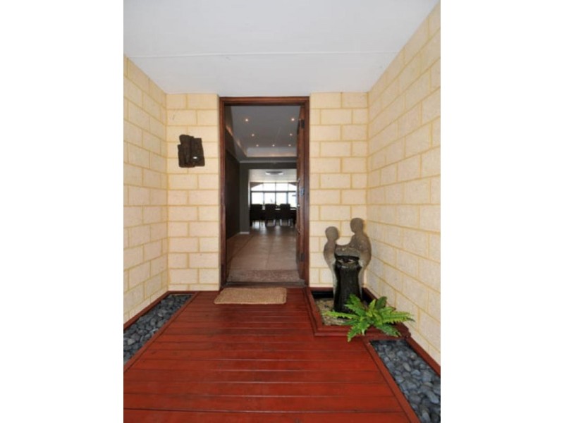 37 Australis Circle, Wannanup WA 6210