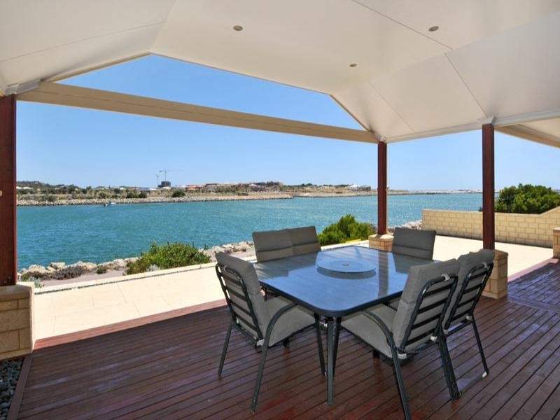 37 Australis Circle, Wannanup WA 6210