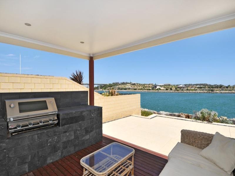 37 Australis Circle, Wannanup WA 6210