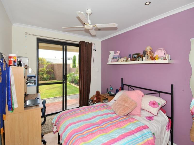 37 Australis Circle, Wannanup WA 6210