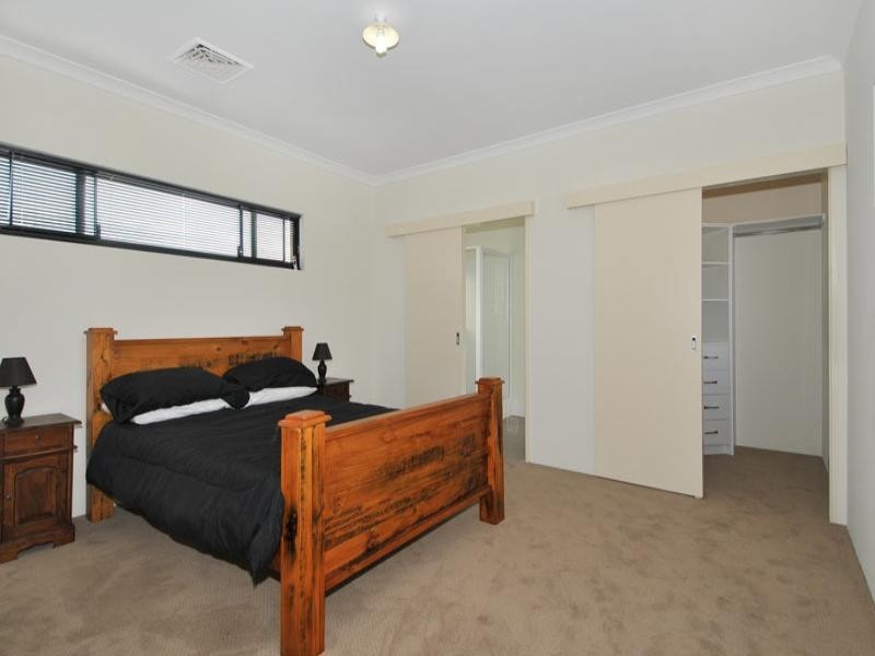 28 Endeavour Circle, Wannanup WA 6210