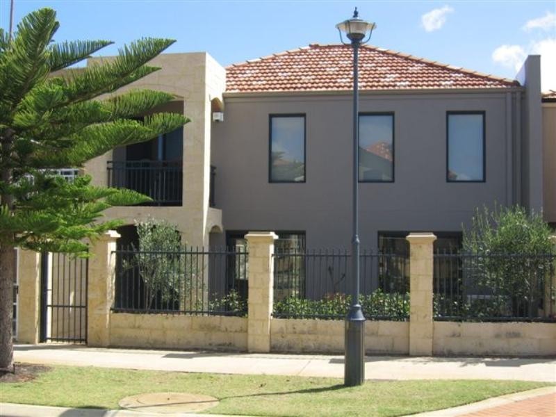 12 Village Mews, Wannanup WA 6210
