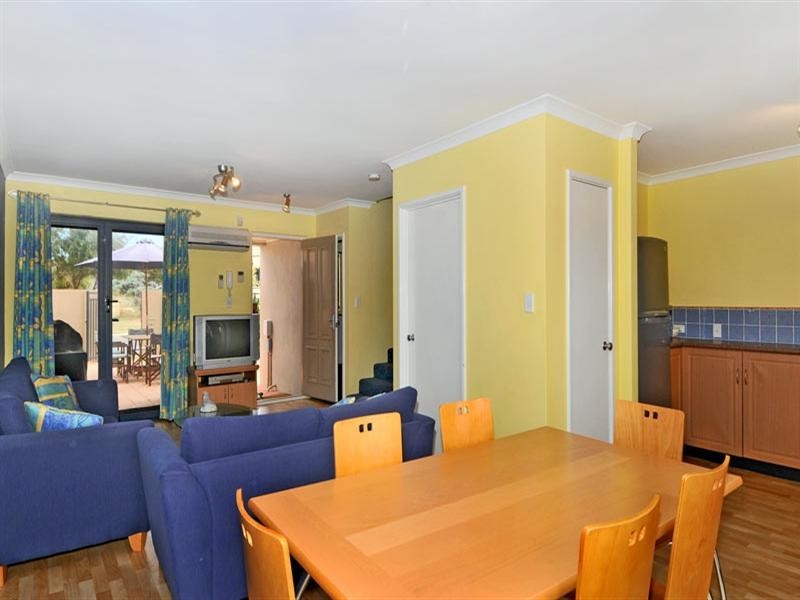 5/69 Westview Parade, Wannanup WA 6210