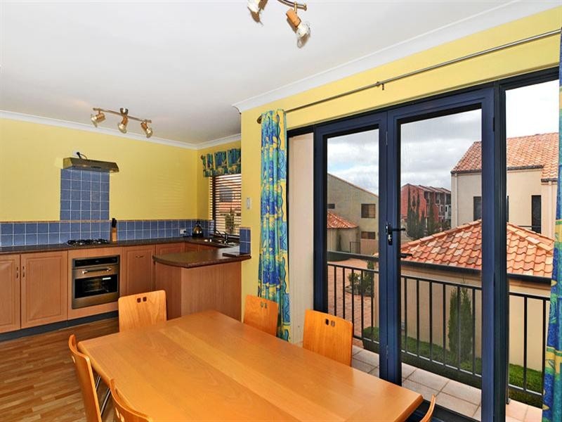 5/69 Westview Parade, Wannanup WA 6210
