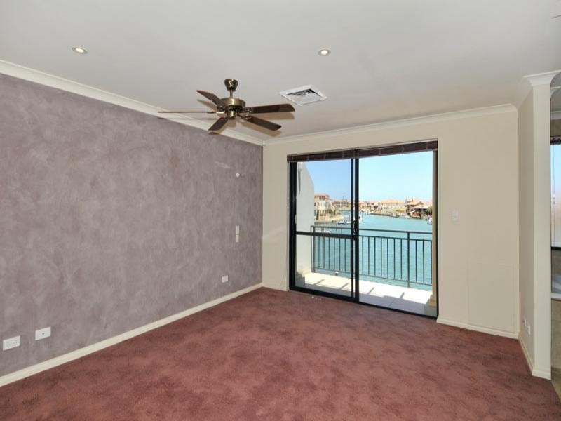 7/7 Village Mews, Wannanup WA 6210