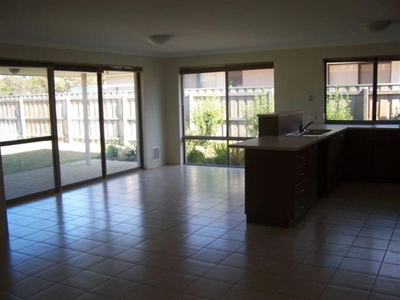 31 Richview Rmbl, Wannanup WA 6210