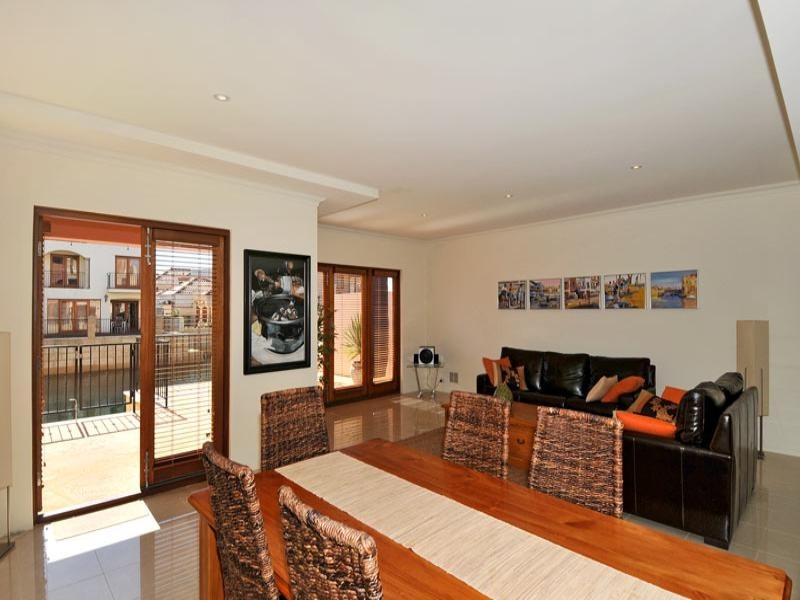 62/18 Port Quays, Wannanup WA 6210