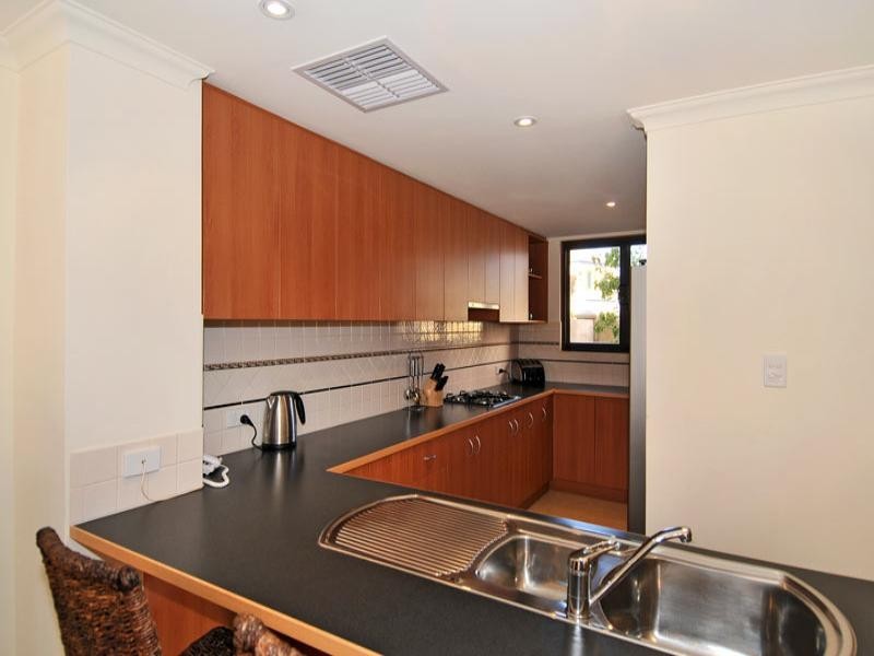 62/18 Port Quays, Wannanup WA 6210