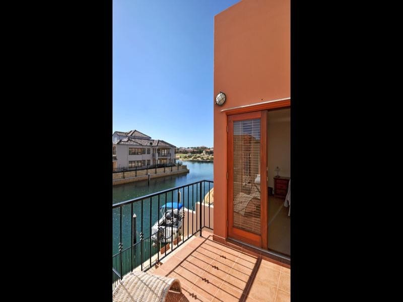 62/18 Port Quays, Wannanup WA 6210