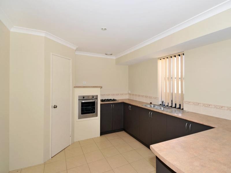 6 Conch Way, Wannanup WA 6210