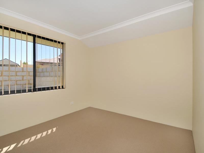 6 Conch Way, Wannanup WA 6210