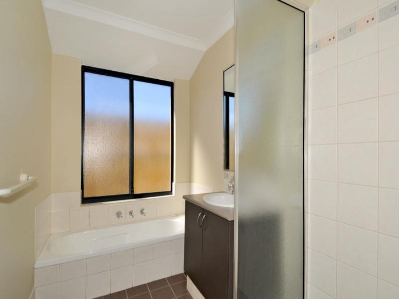 6 Conch Way, Wannanup WA 6210