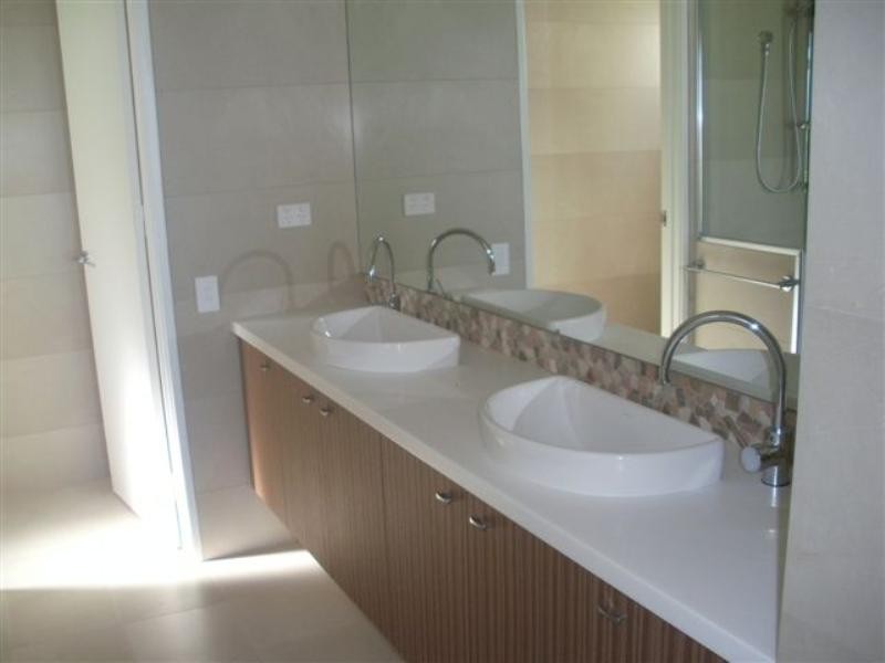 20 Caspian Drive, Wannanup WA 6210