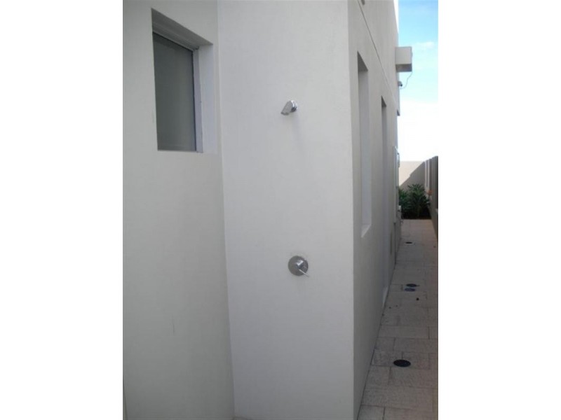 20 Caspian Drive, Wannanup WA 6210