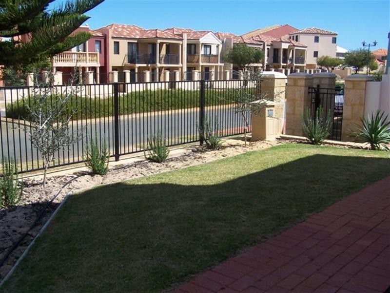 36 Westview Parade, Wannanup WA 6210