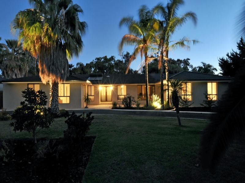 21 Pleasant Grove Circle, Falcon WA 6210