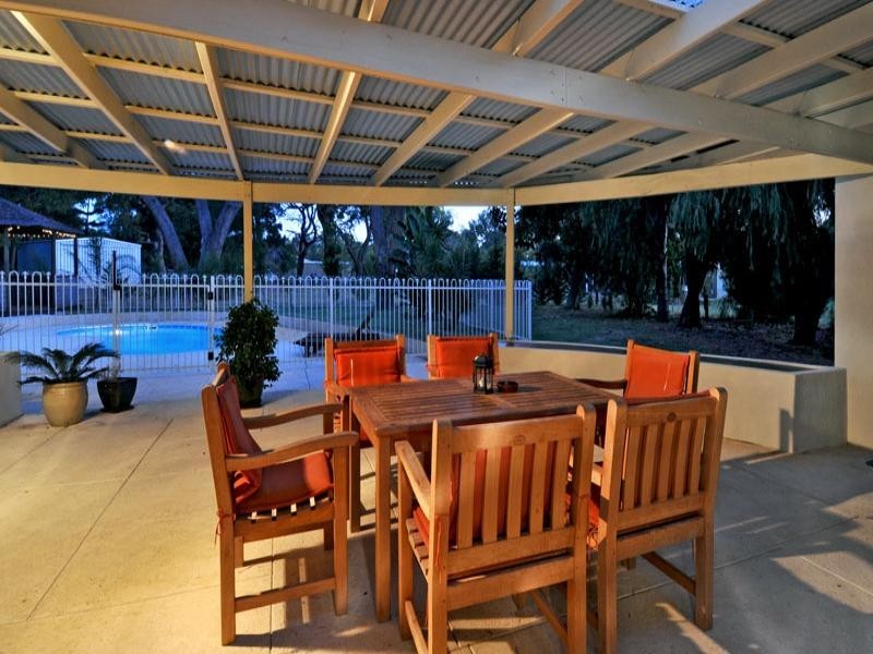 21 Pleasant Grove Circle, Falcon WA 6210