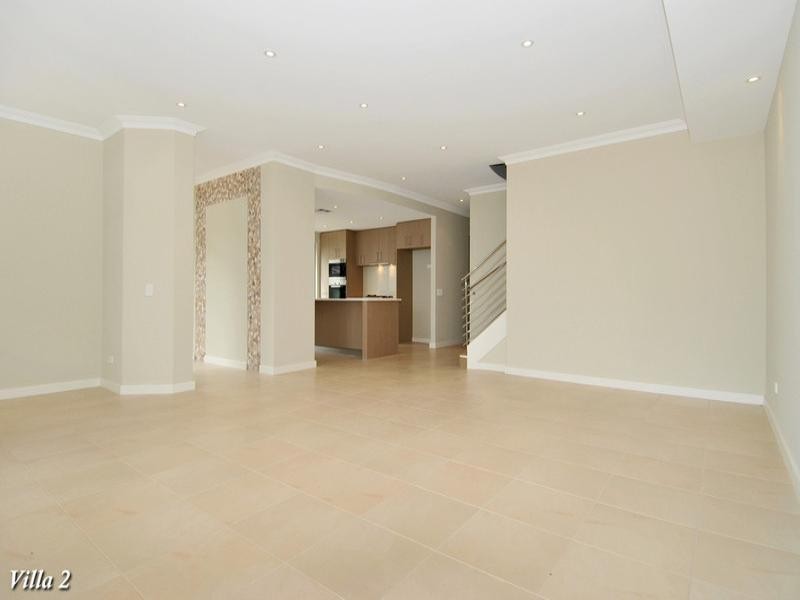 2/26 Caspian Drive, Wannanup WA 6210