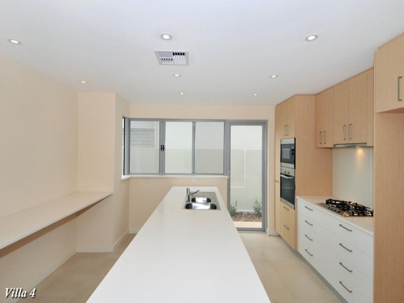 4/26 Caspian Drive, Wannanup WA 6210